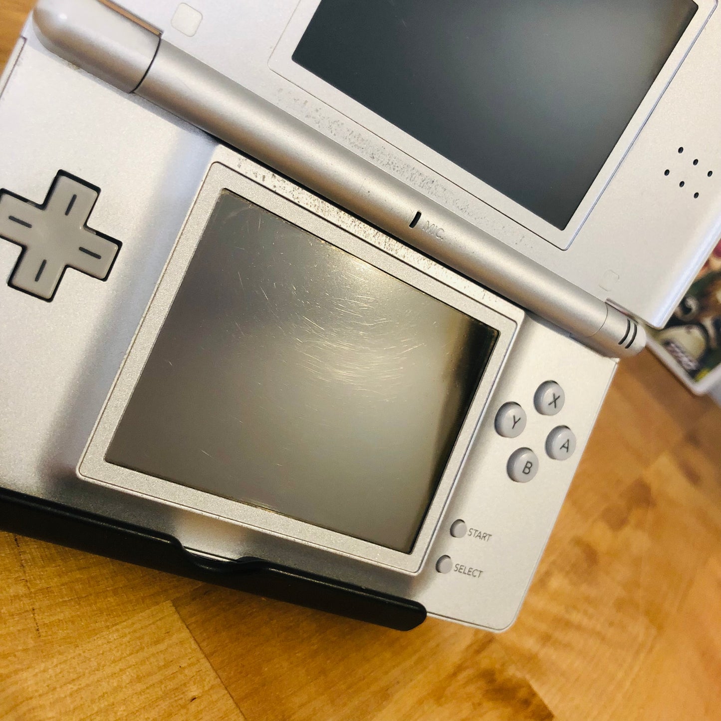 Refurbished Nintendo DS Lite System In Platinum